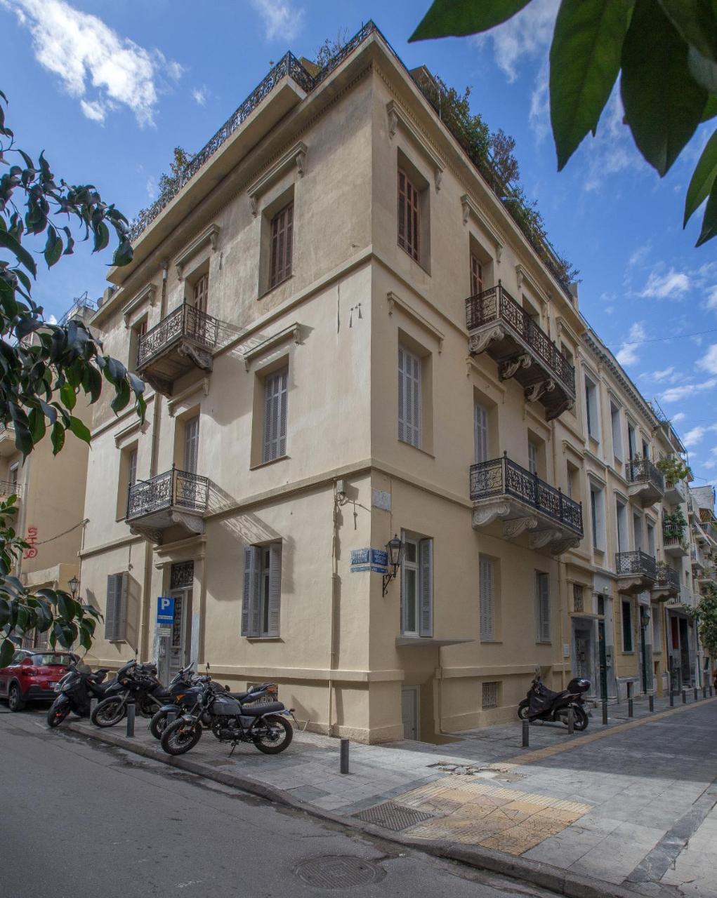Apartment Sophisticated In Syntagma By Ghh