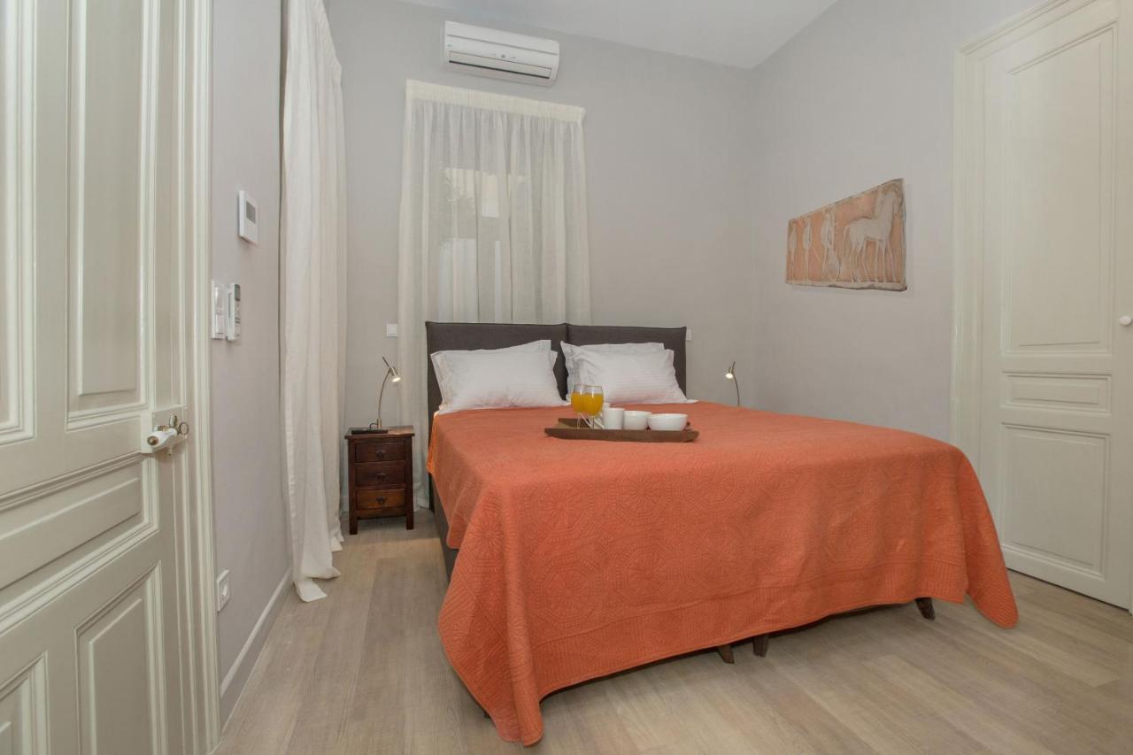 Apartment Sophisticated In Syntagma By Ghh