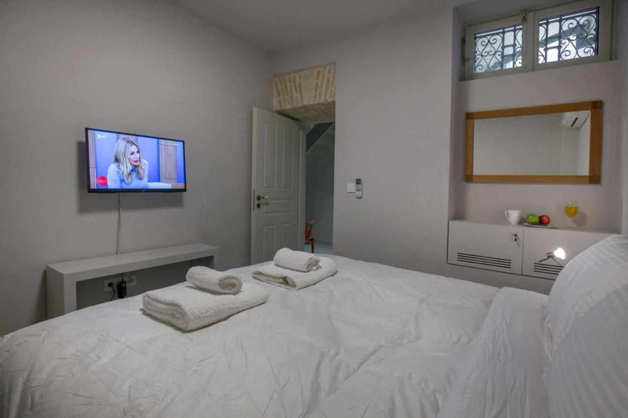 Sophisticated In Syntagma By Ghh Apartment Athens